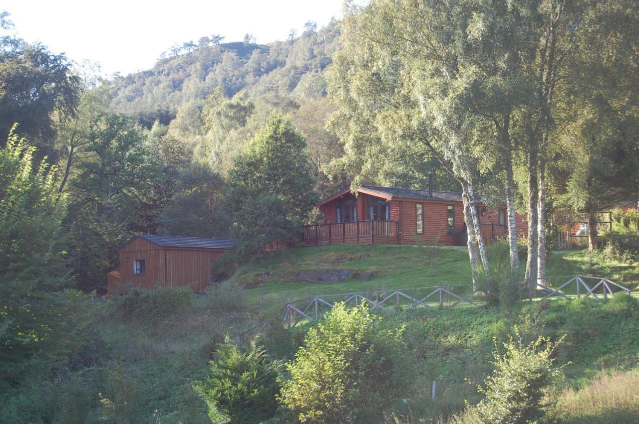 Waterfall Lodge - Private Waterfall And Sauna Killin Buitenkant foto